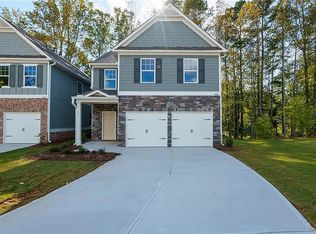 32 Parkwood Dr, Dawsonville, GA 30534