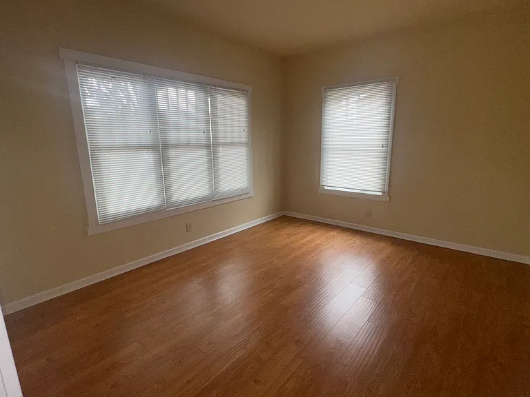 106 N Milpas St — Photo 12