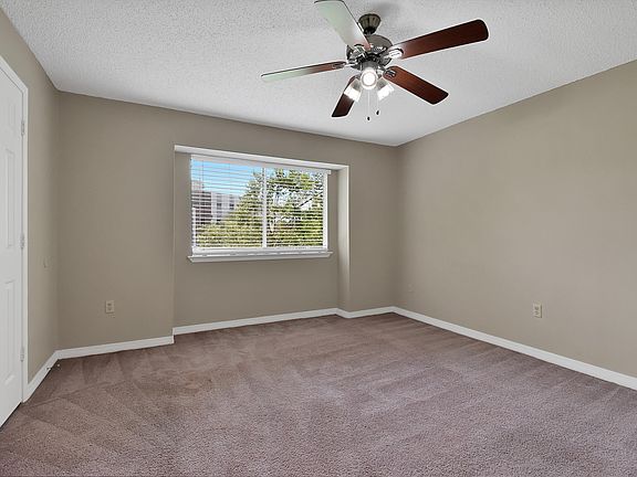 5th image of 920 W Tony St #12A