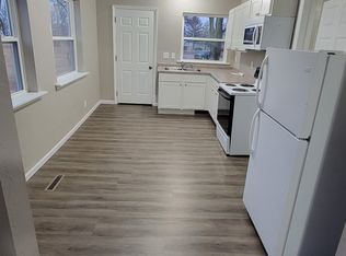 612 W Walworth St #17, Whitewater, WI 53190