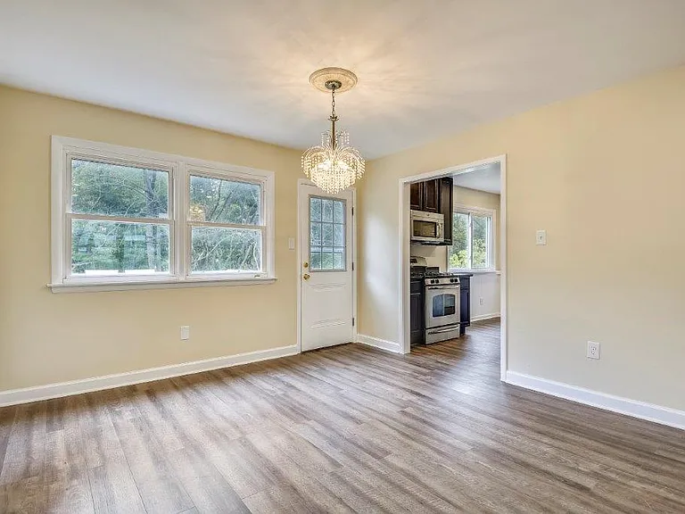 128 Greenmeadow Dr — Photo 19