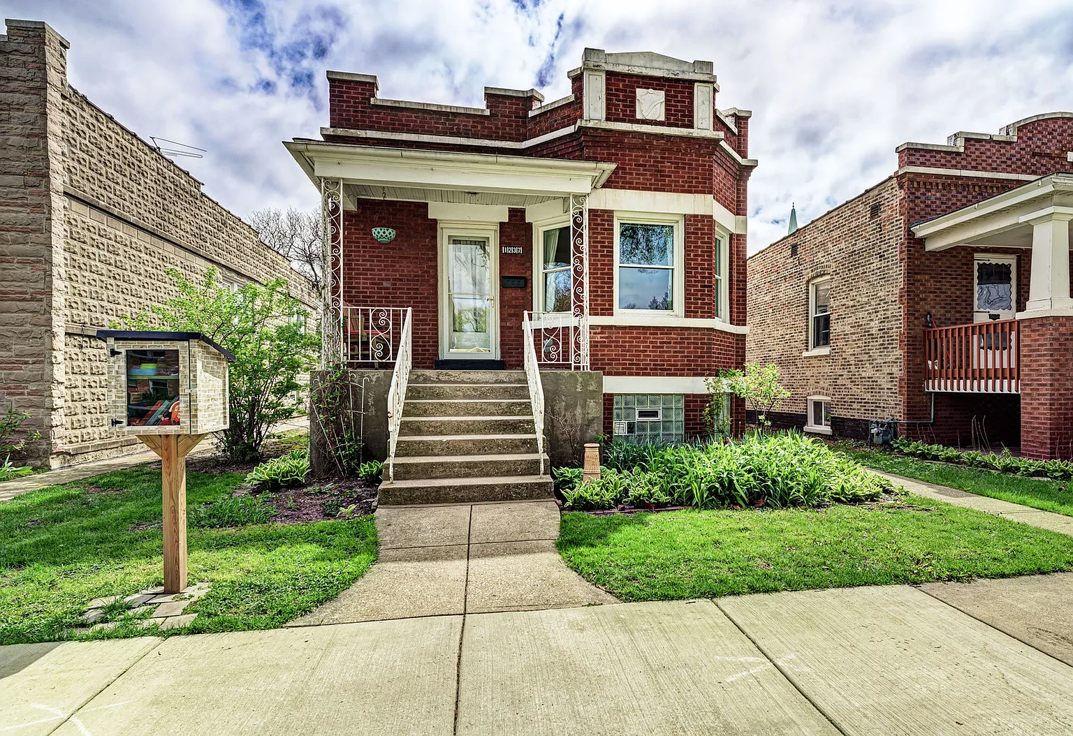 1237 Highland Ave photo 1