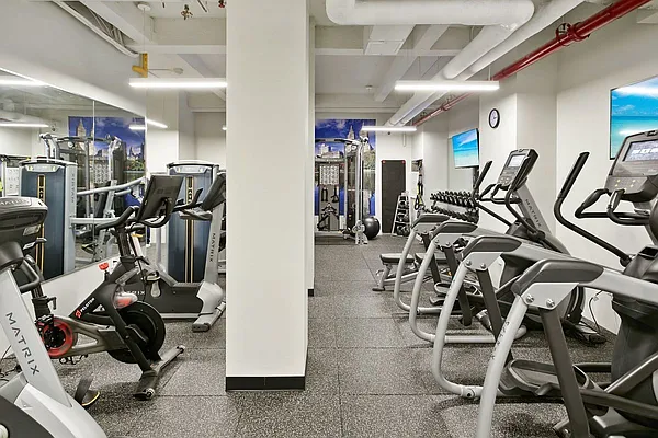 Sold by Samuel Realty Group LLC | media 21