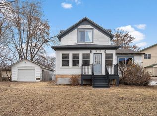 12710 Newell Ave, Lindstrom, MN 55045