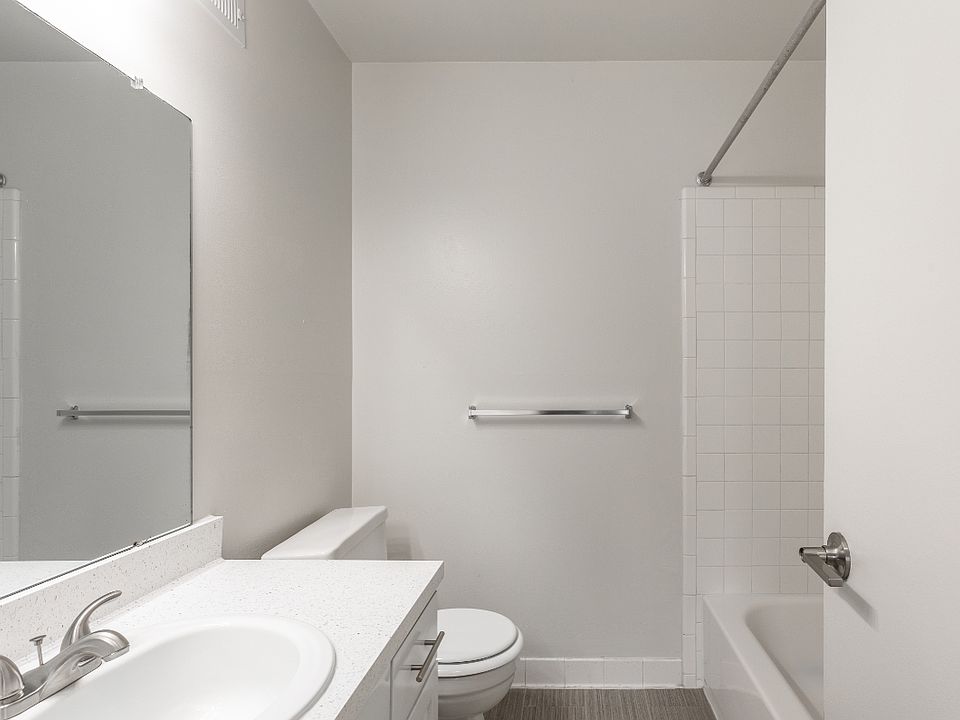 Pine Ridge Apartments Southfield, MI Apartment Rentals Southfield