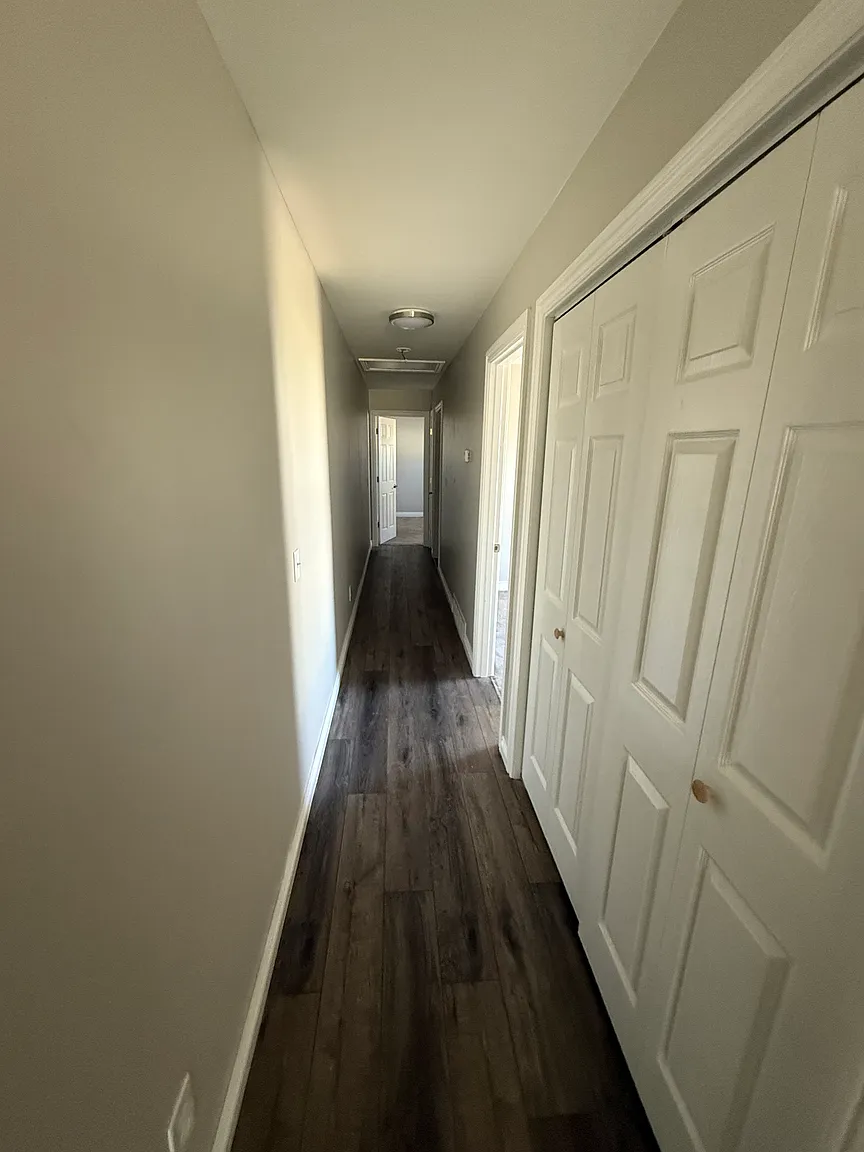 217 N Clark St #217 photo 1