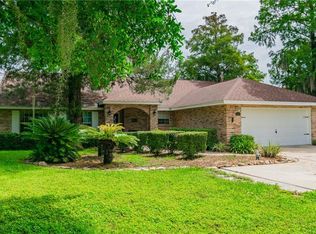 888 Cloverleaf Blvd, Deltona, FL 32725