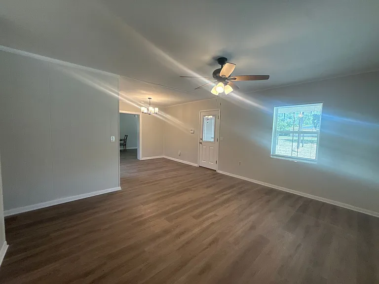 3719 SE 73rd St — Photo 2