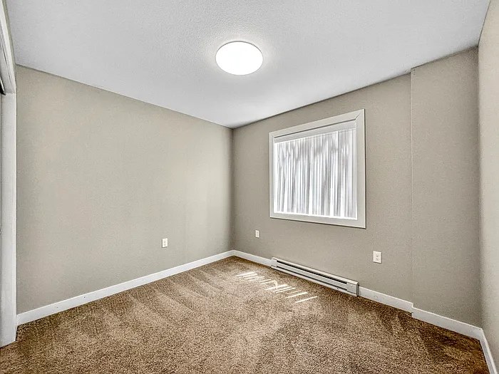 2440 SW 9th St #5 — Photo 11