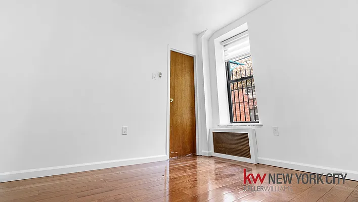 Rented by Keller Williams NYC | media 27