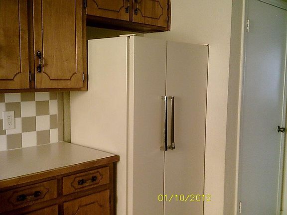 4th image of 307 Horseshoe Dr #A