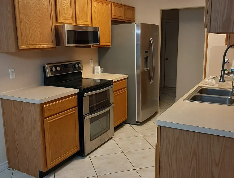 2256 Ivy Dr — Photo 6