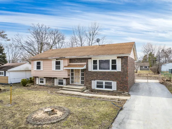 17720 Rosewood Ter, Country Club Hills, IL 60478