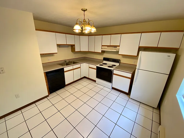 1206 W Ave S #1 — Photo 13
