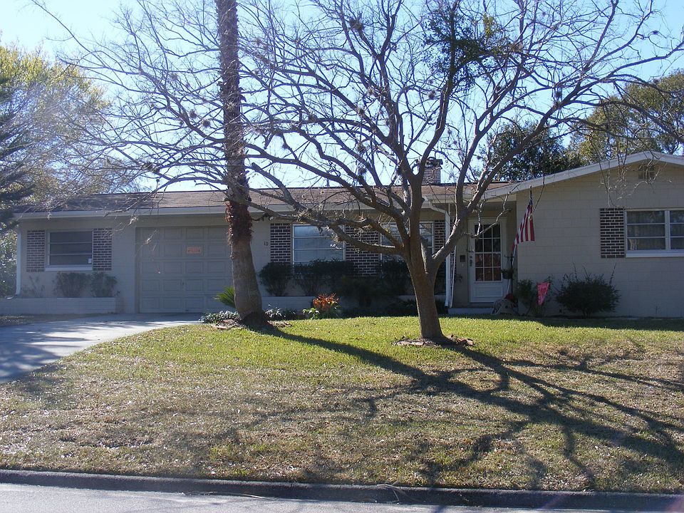 1st image of 10 Wisteria Dr