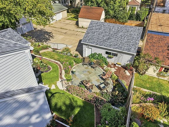 5th image of 3410 Zenith Ave N