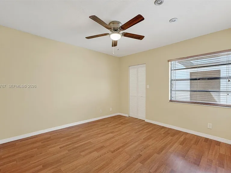 9315 Wedgewood Dr #B19 — Photo 13
