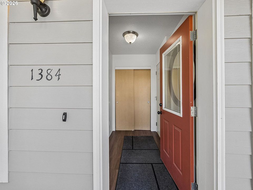 1st image of 1384 SW 22nd Ter