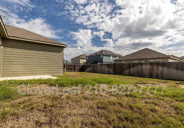 524 Willow Valley St — Photo 23