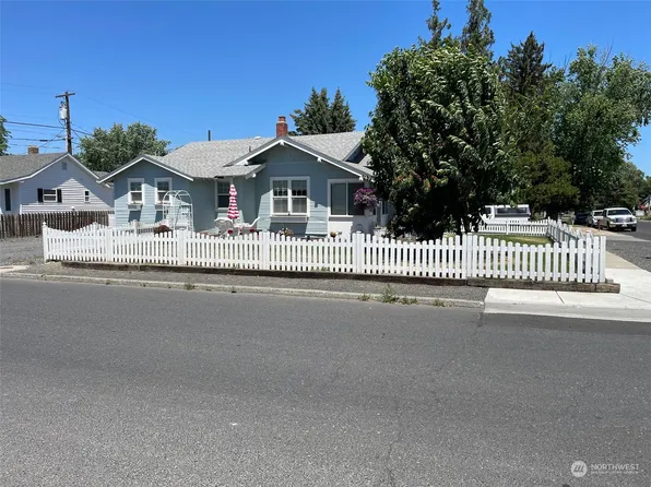 303 C Street NW, Ephrata, WA 98823
