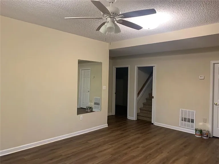 2429 Thompson Mill Rd — Photo 31