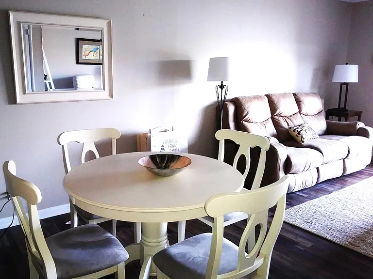 29 Lakeshore Ter — Photo 4