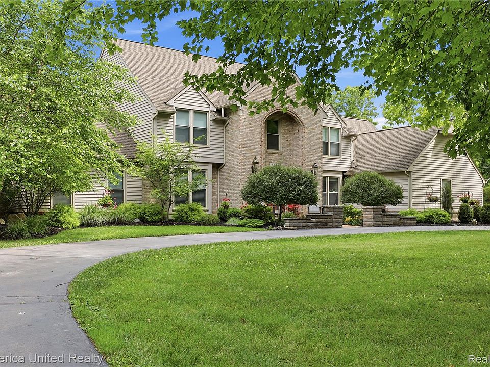 1st image of 12825 Larkins Rd