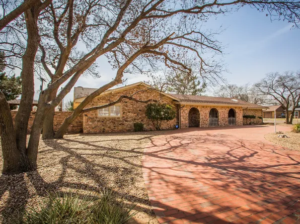 1595 W Crosby St, Slaton, TX 79364