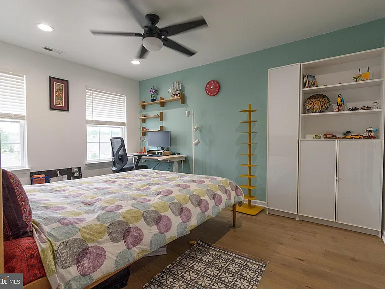303 Ellison Dr — Photo 22