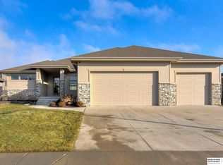 17142 Bondesson St, Bennington, NE 68007