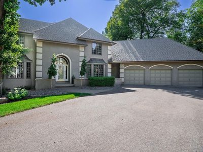 11808 Tapestry Ln, Minnetonka, MN, 55305
