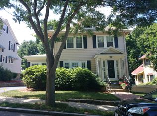211 Wren St, West Roxbury, MA 02132