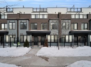 1150 Stroud Ln #14, Mississauga, ON L5J 0B3