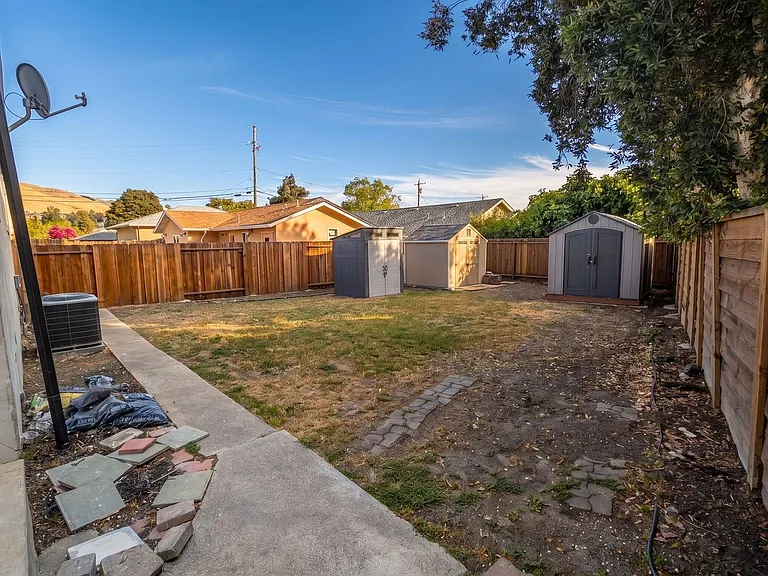 317 Tennyson Rd — Photo 21
