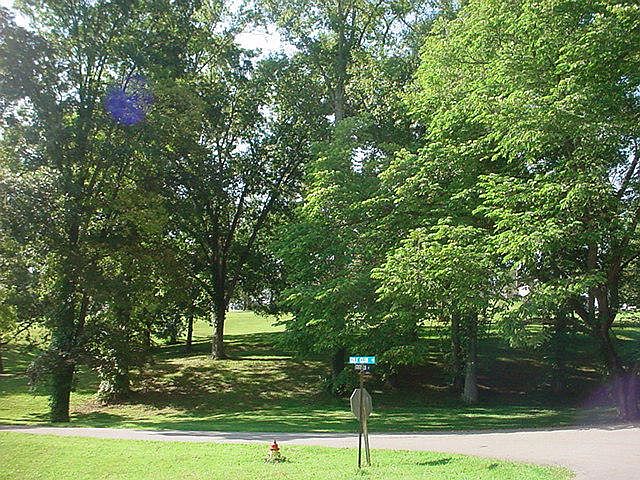 2nd image of Golf Club Rd