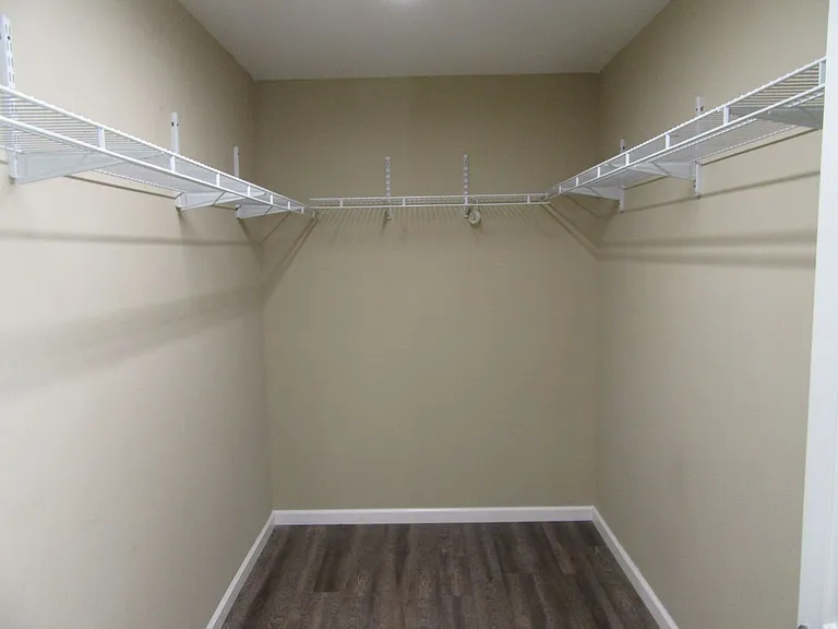 1517 Delaware Ave — Photo 15