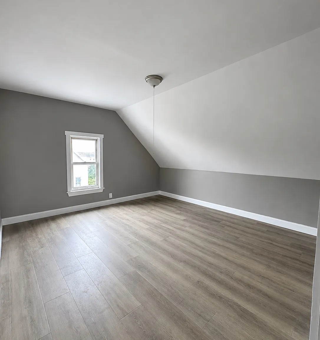 2 bed, 750 sqft, $1,500 — Photo 3