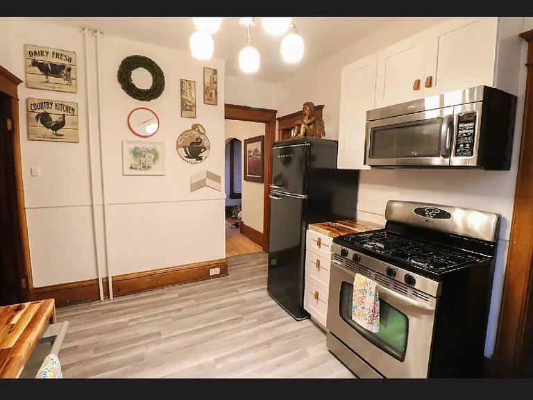 3112 Fremont Ave S — Photo 4