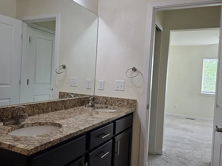 12856 Jasmine St #F — Photo 14
