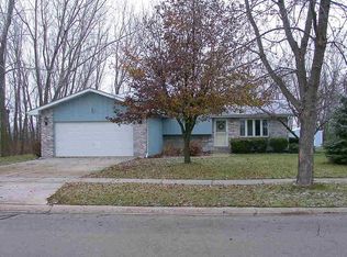 2425 Daniel Lewis Dr, New Lenox, IL 60451