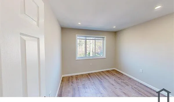 336 63rd St NE #201 — Photo 8