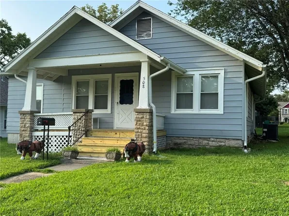 508 W Miami St, Paola, KS 66071