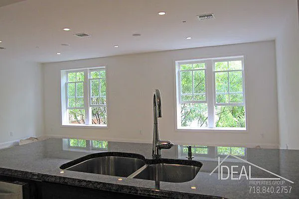 Rented by Ideal Properties Group | media 27