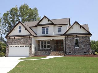 604 Darian Woods Dr, Holly Springs, NC 27540