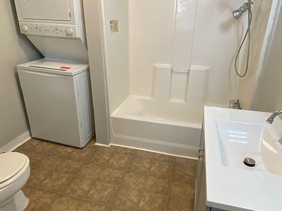 5th image of 617 Texas St #101