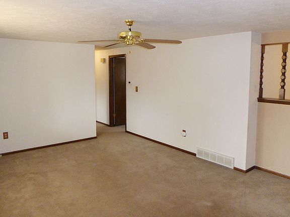 4th image of 331 Juniper Pl