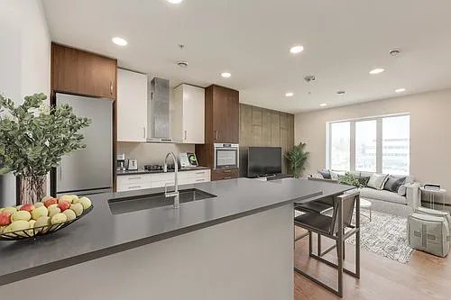 5709 2nd St SW — Photo 3