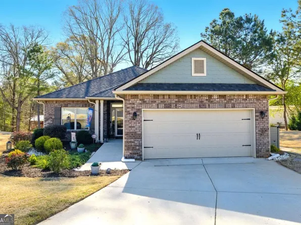 745 Skyview Dr, Commerce, GA 30529