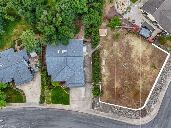 4330 Rising Mist Cir, Redding, CA 96001