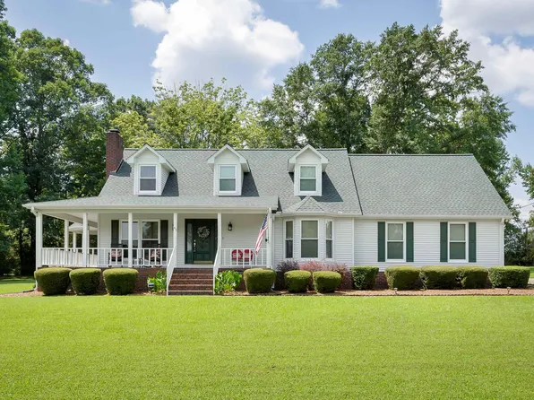 411 Brandenburg Dr, Florence, AL 35634